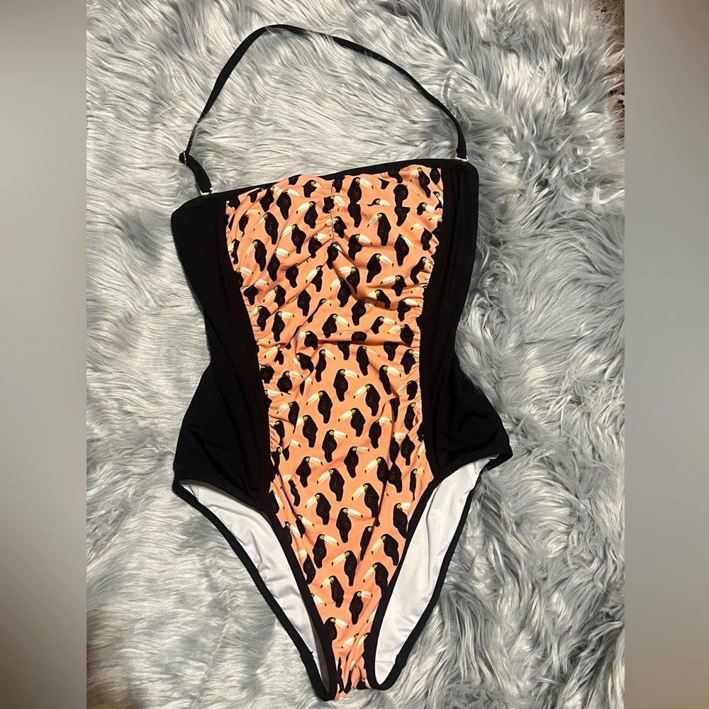 Loft Beach slimming Toucan printed one piece swimsuit sz 6
